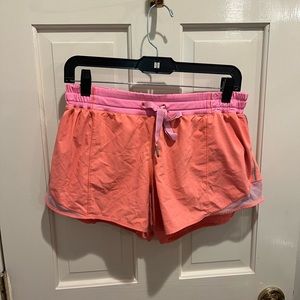 Lululemon Hotty Hot Shorts Size 10